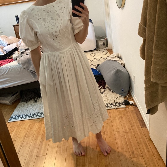 VINTAGE Dress - Picture 7 of 15